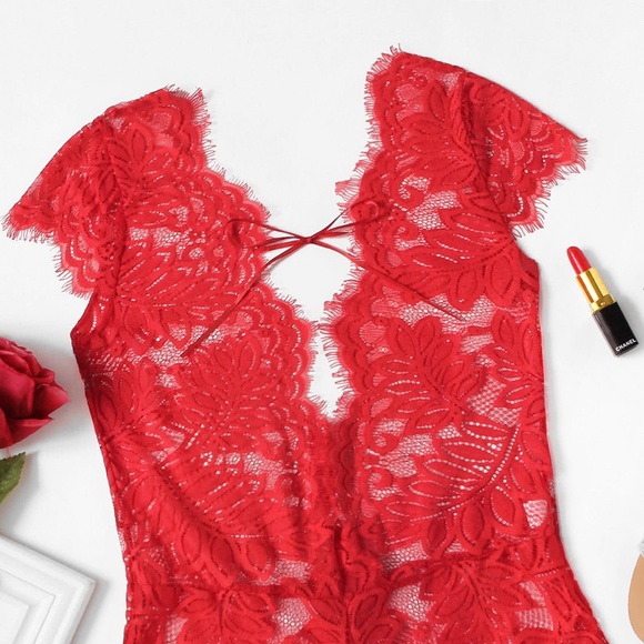 💕🆕Red lace lingerie body suit romper - Picture 4 of 7